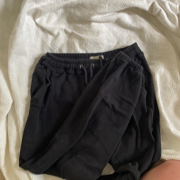 Abercrombie black jogger sweatpants - Picture 3 of 5